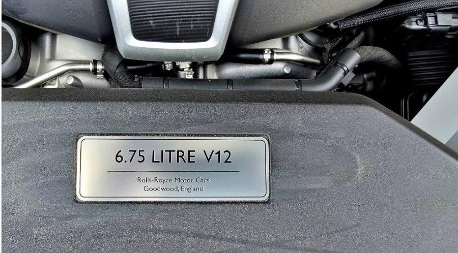 Plaque moteur 6.75 litre V12